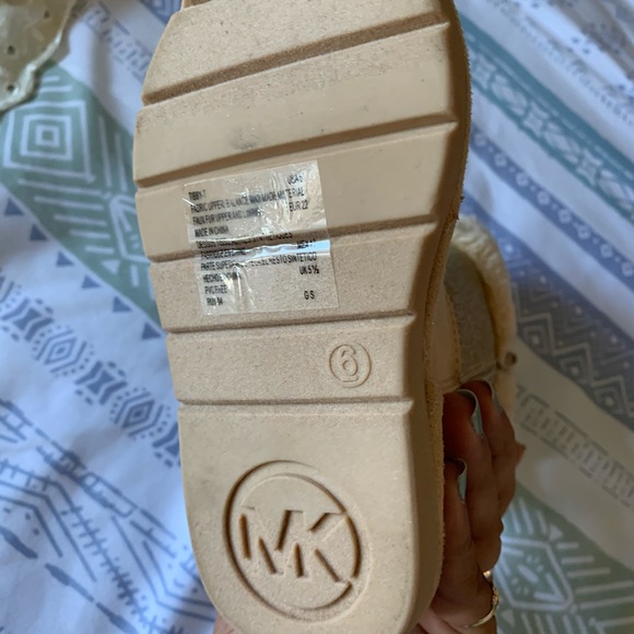 Sold - Picture 4 of 4